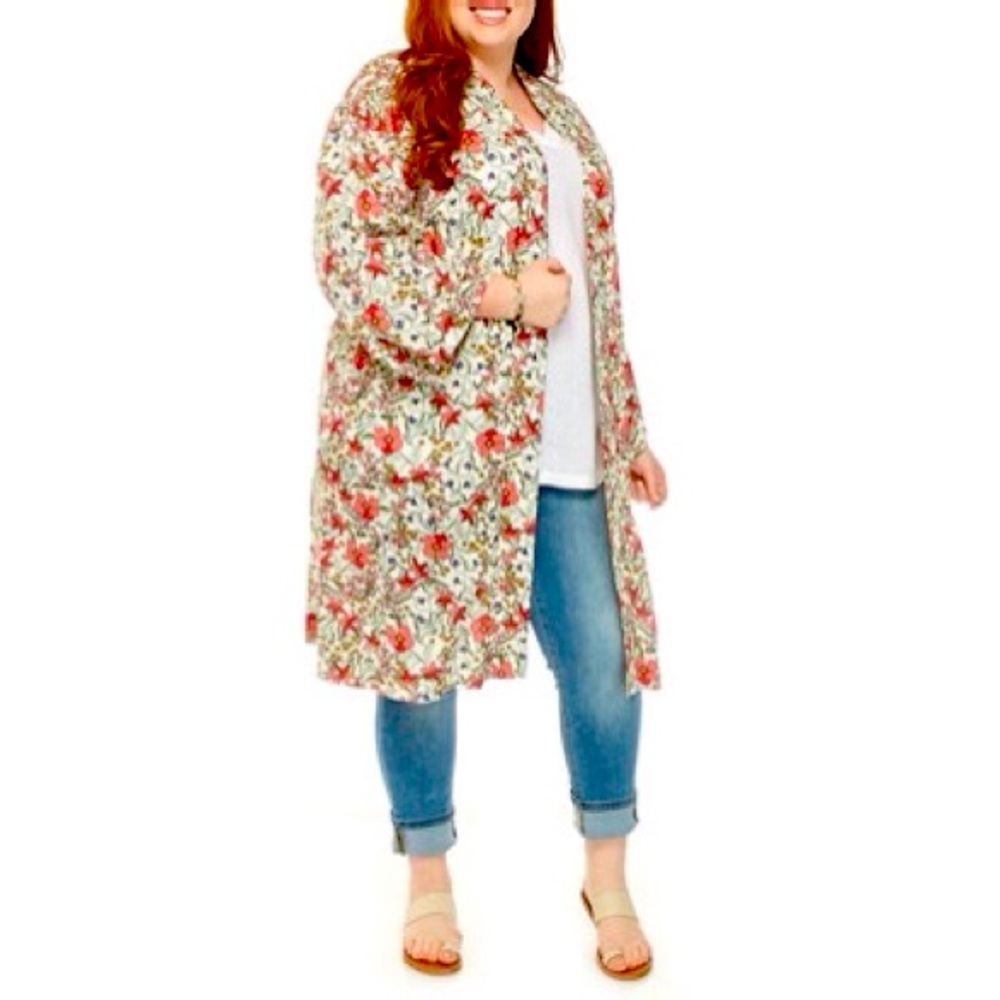 FIRM Floral Kimono